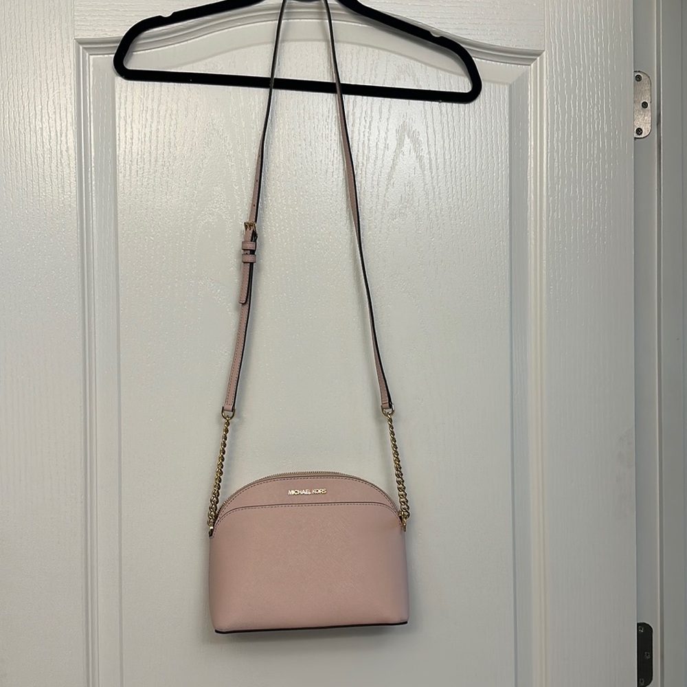 New without Tags!! MICHAEL KORS DOME CROSSBODY Powder Blush